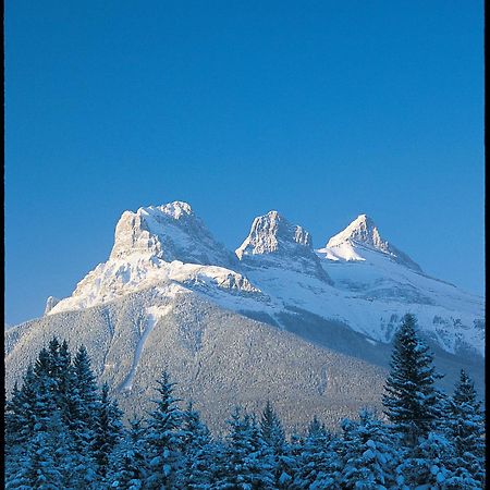 Canmore Inn & Suites Exteriér fotografie