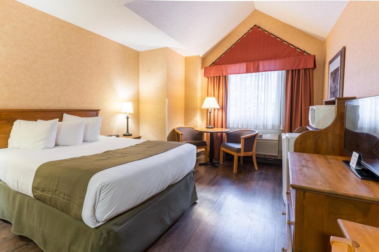 Canmore Inn & Suites Exteriér fotografie